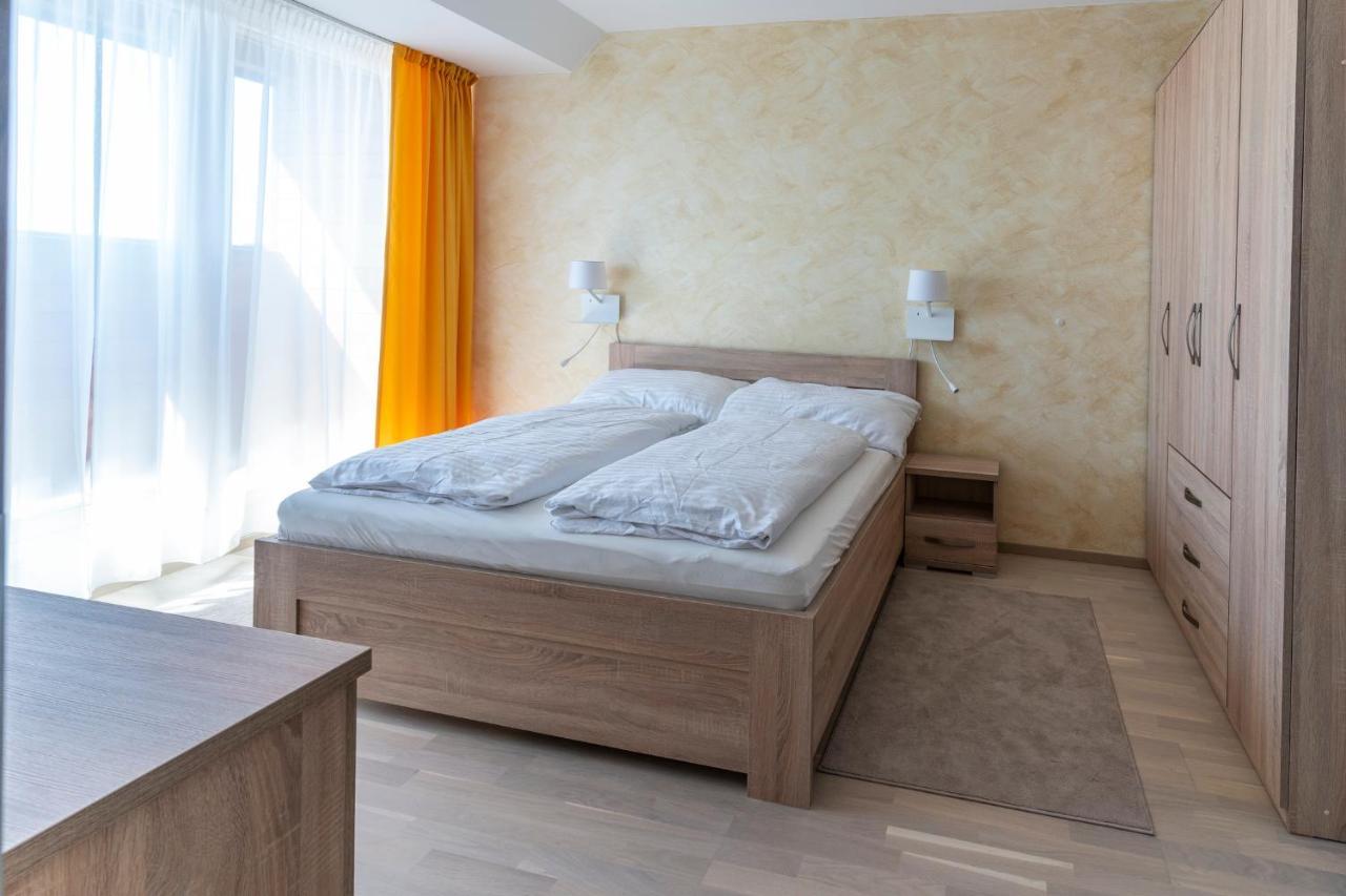 Apartman Horni Misecky - Luxusni Ubytovani Pro Dve Rodiny S Detmi Exterior photo